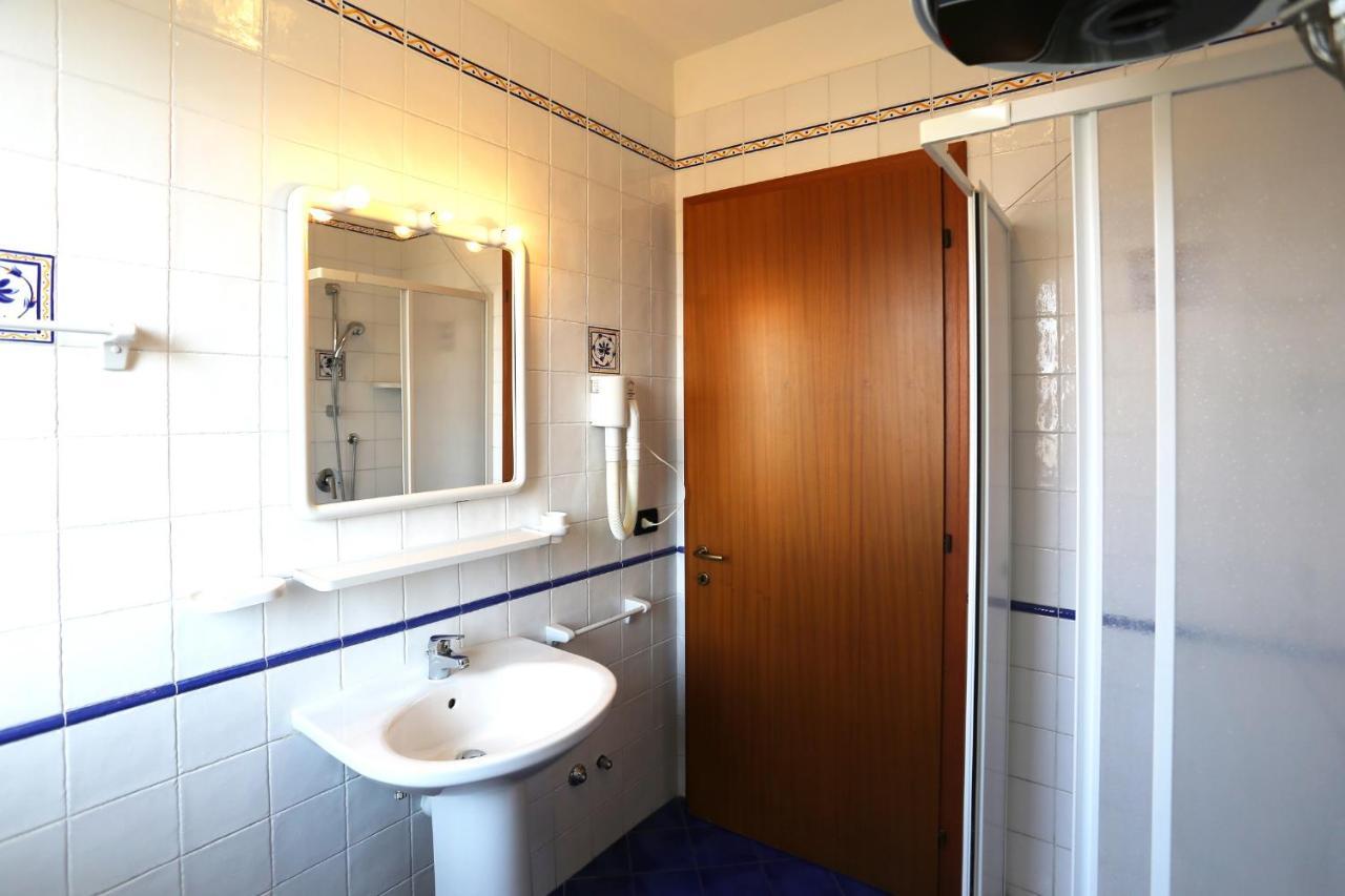 Ferienwohnung Tigli Lido Altanea Caorle Exterior foto